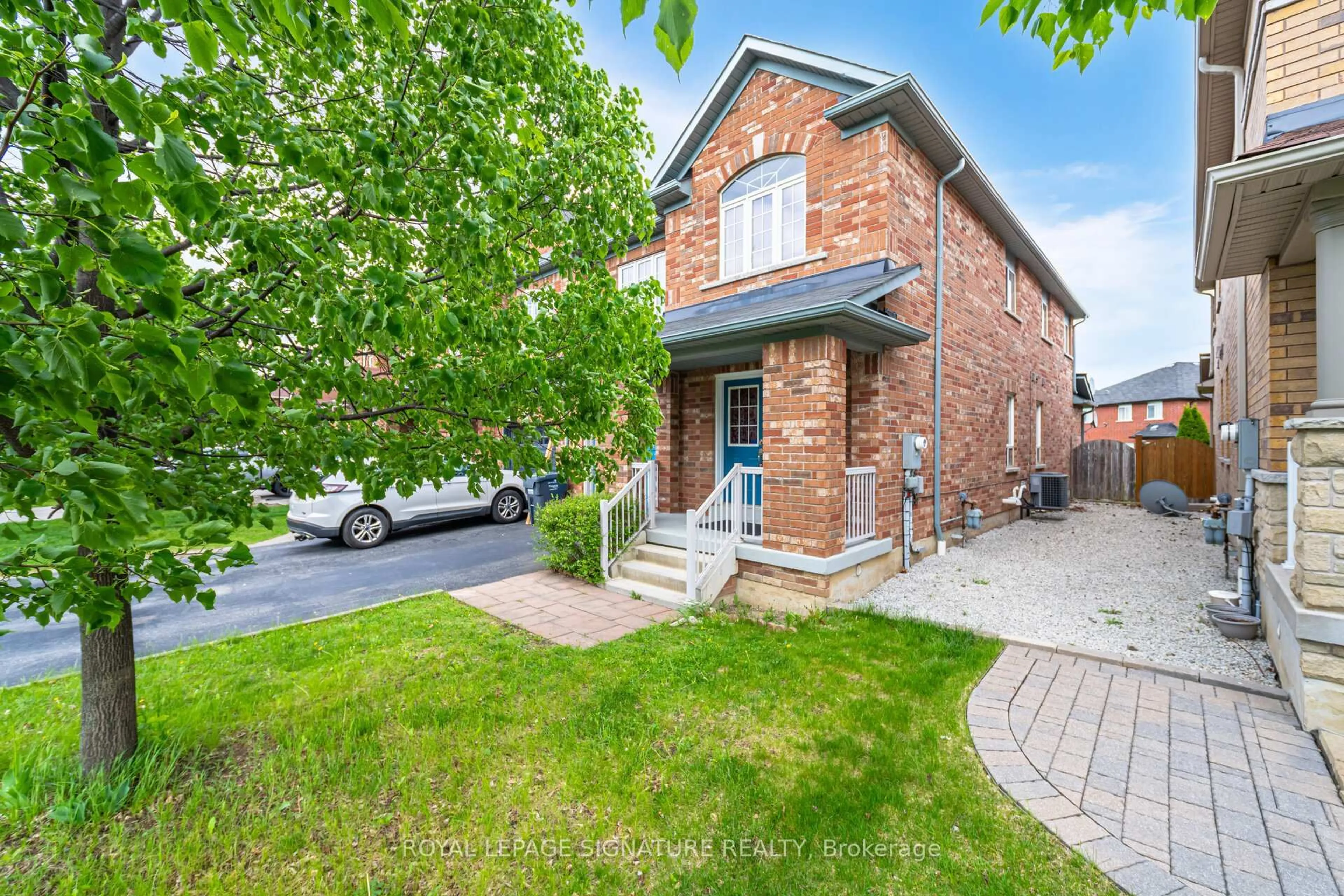 Home with brick exterior material, street for 3938 Burdette Terr, Mississauga Ontario L5M 0J2