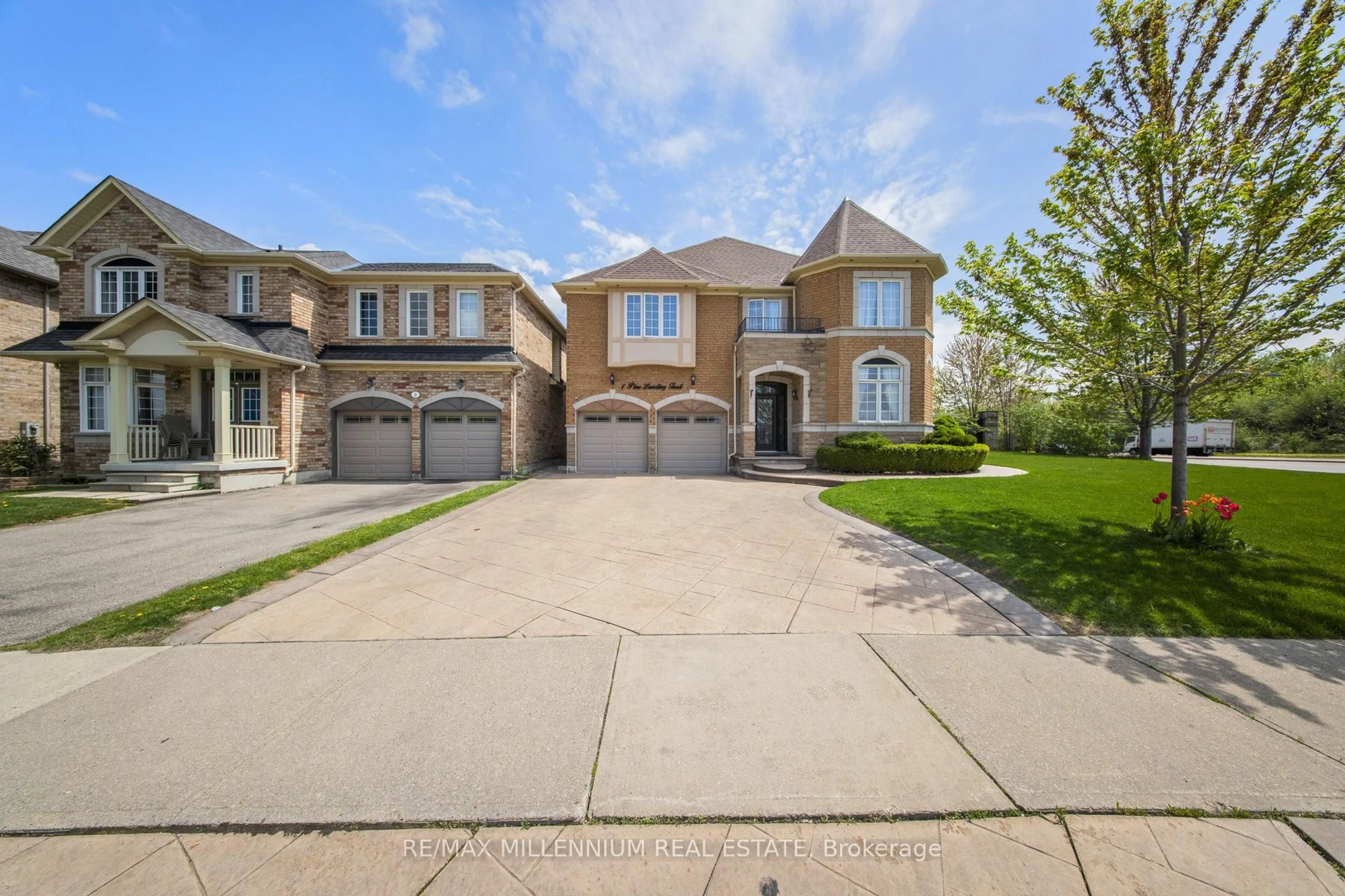 Unknown for 1 Pine Landing Tr, Brampton Ontario L6R 3H4