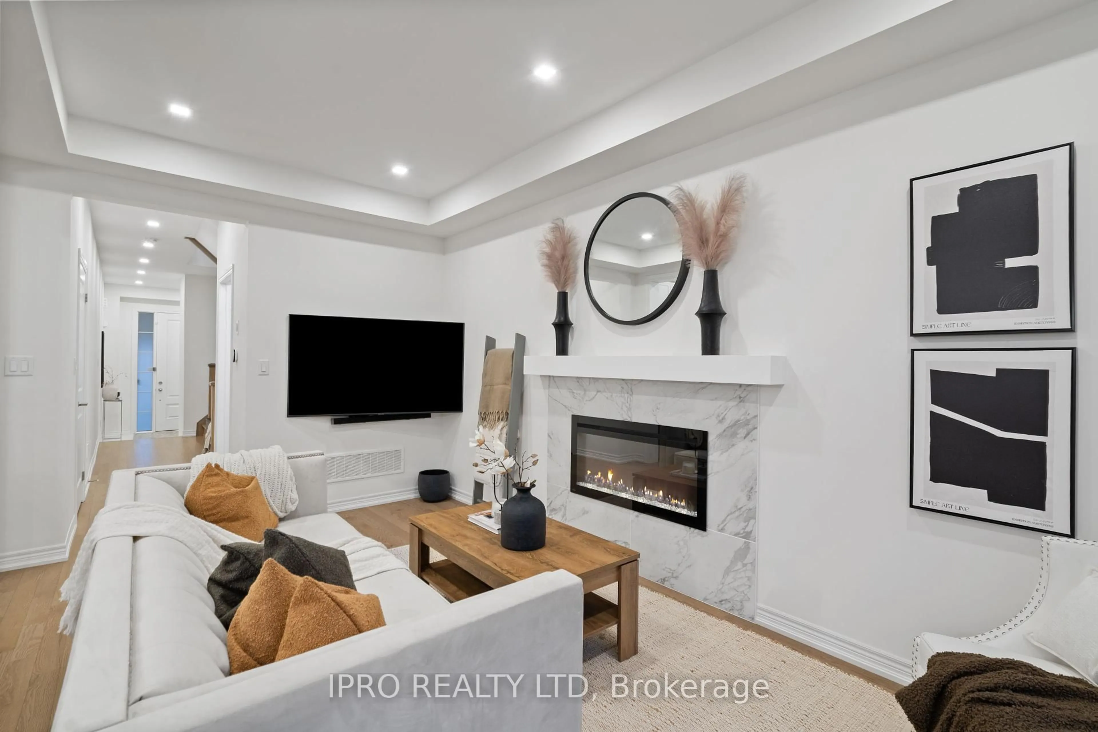 Home theater for 9 Angelfish Rd, Brampton Ontario L7A 5C5