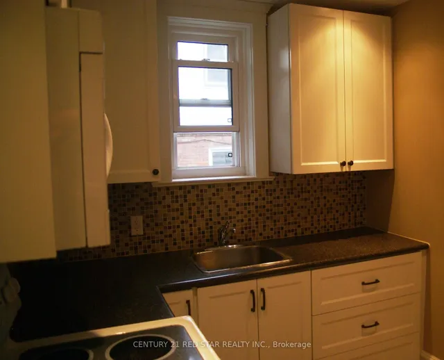 Additional image 24 of 57 Humberside Ave