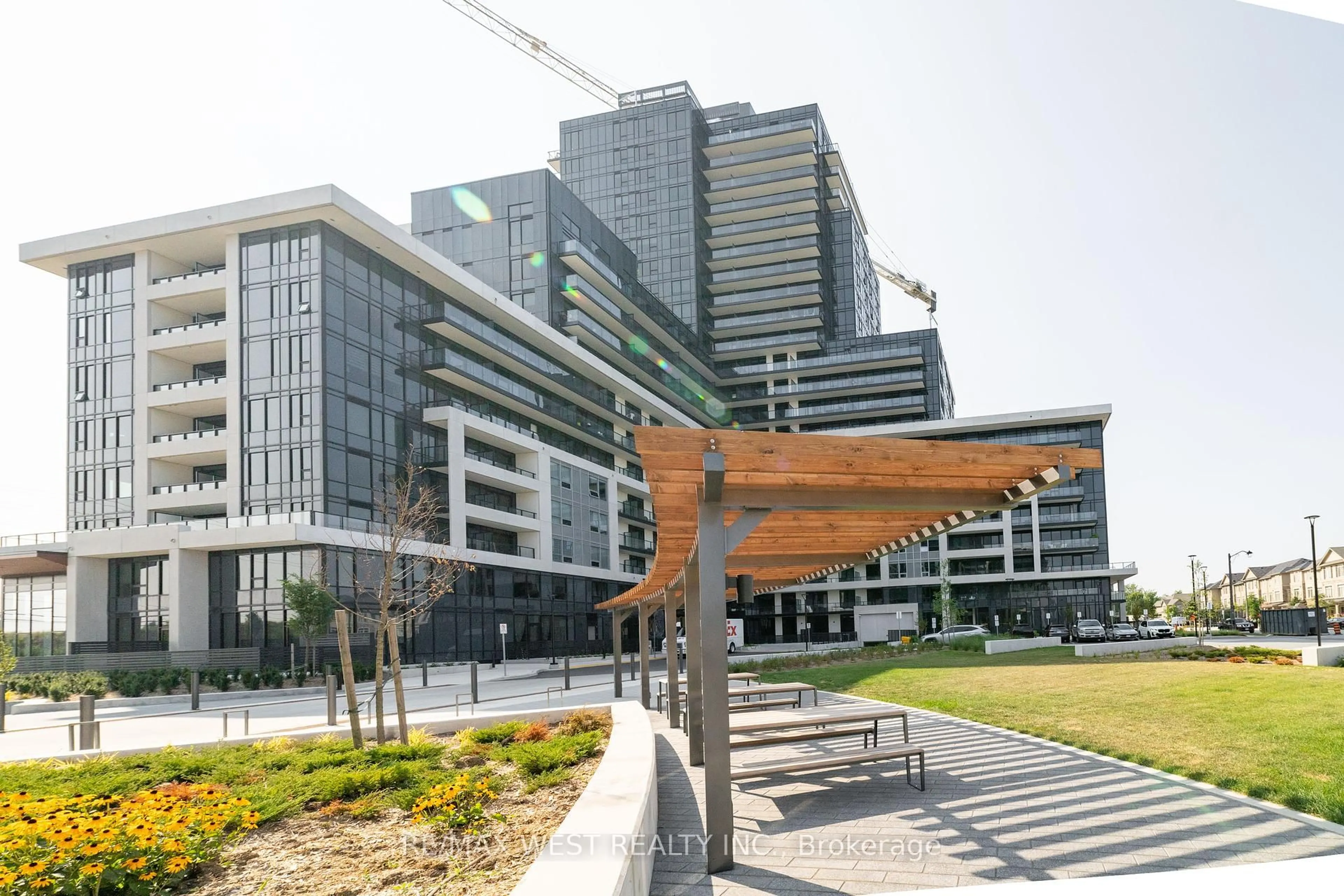 Unknown for 3220 William Coltson Ave #102, Oakville Ontario L6H 7W6