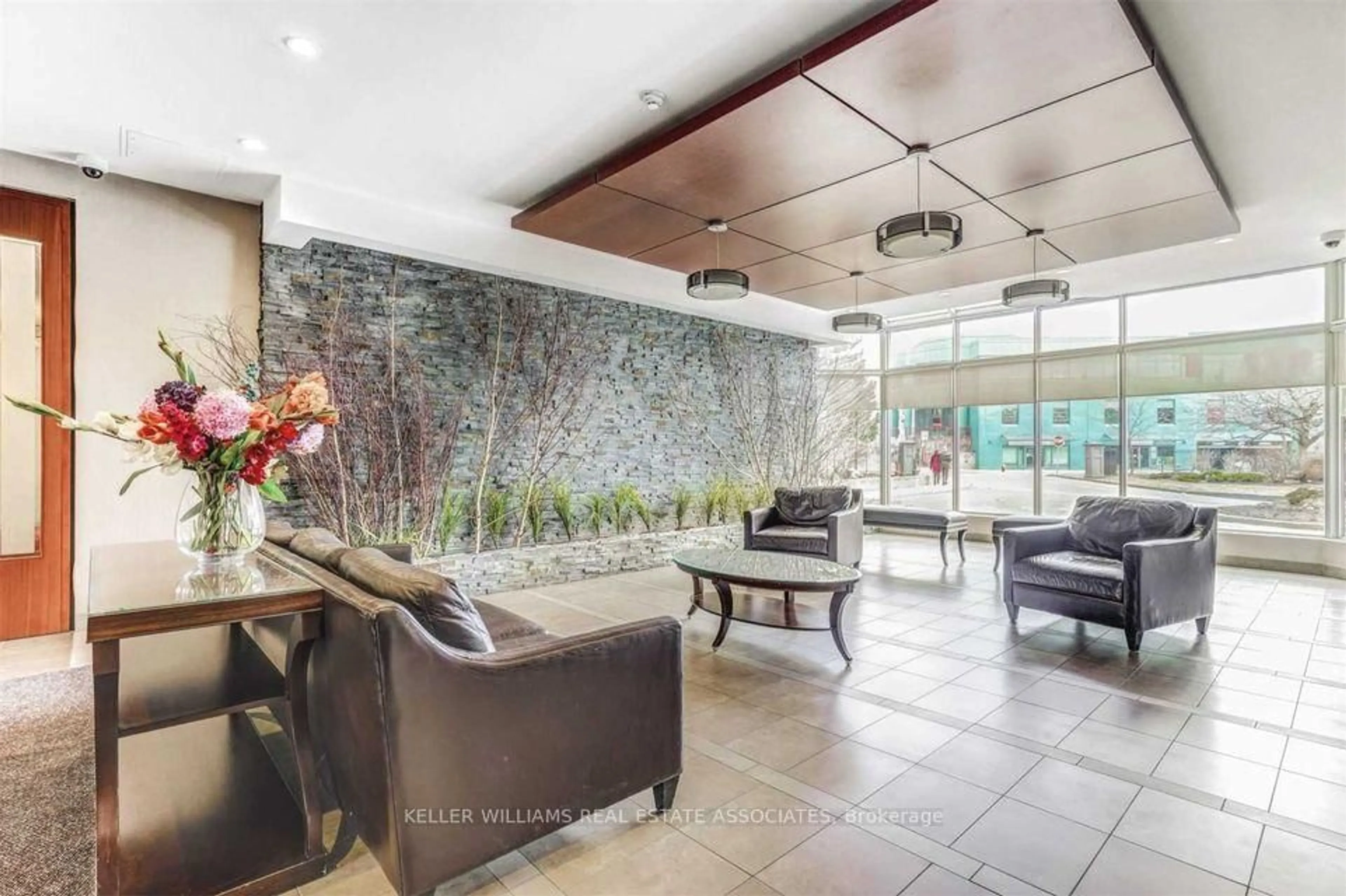 Lobby for 50 Kingsbridge Garden Circ #1104, Mississauga Ontario L5R 1Y2