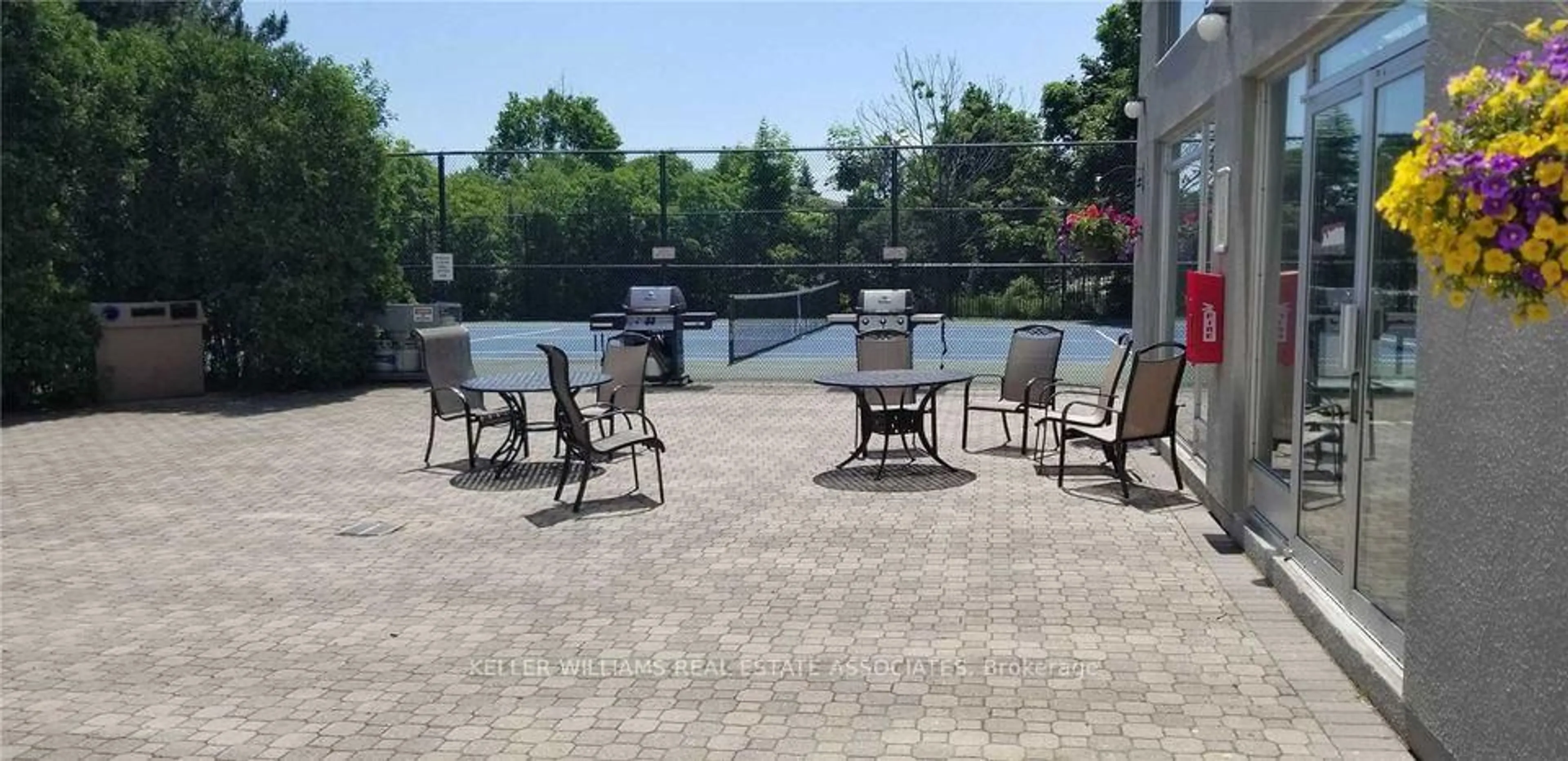 Patio, water/lake/river/ocean view for 50 Kingsbridge Garden Circ #1104, Mississauga Ontario L5R 1Y2