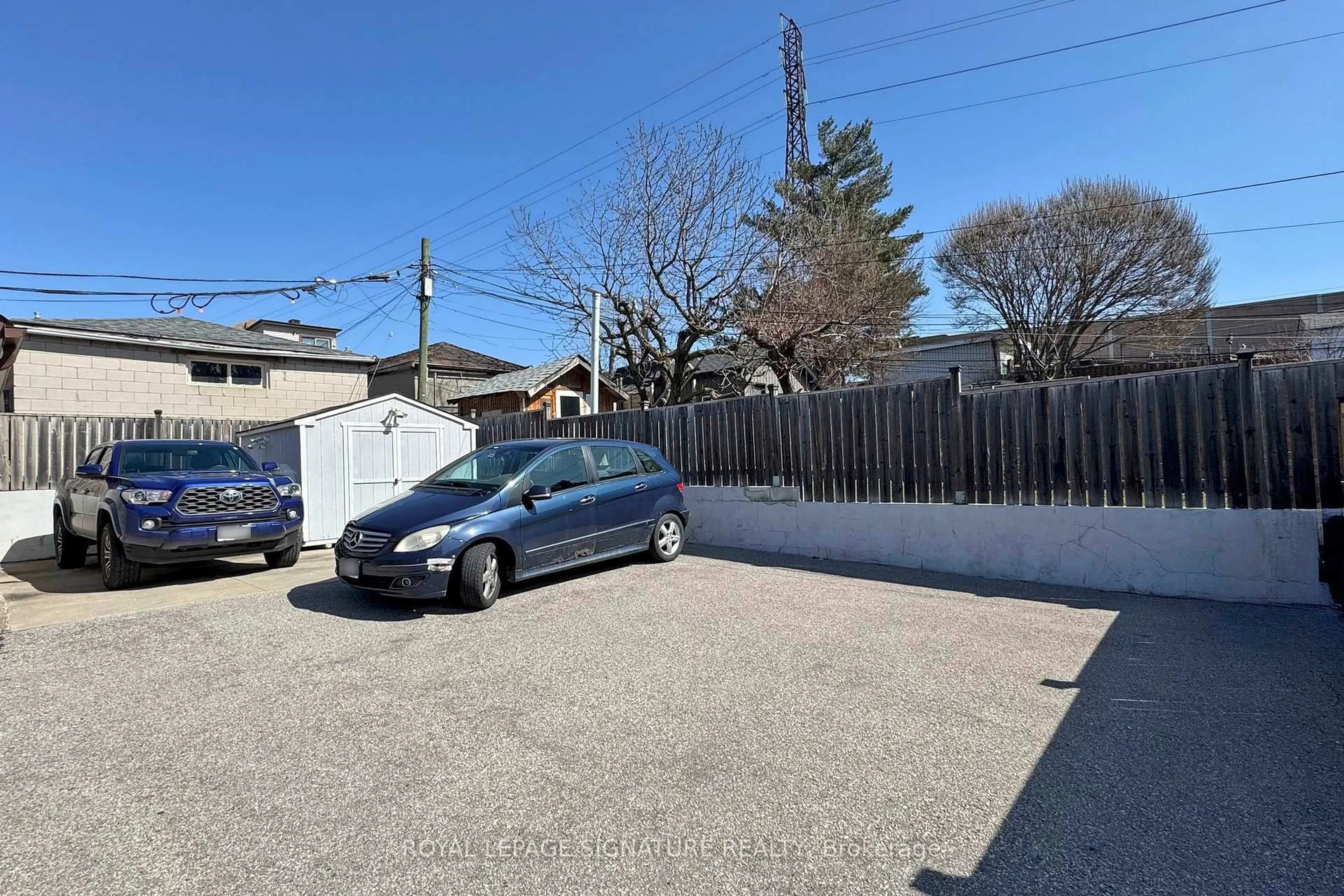 A pic from outside/outdoor area/front of a property/back of a property/a pic from drone, street for 12 Rowntree Ave, Toronto Ontario M6N 1R3