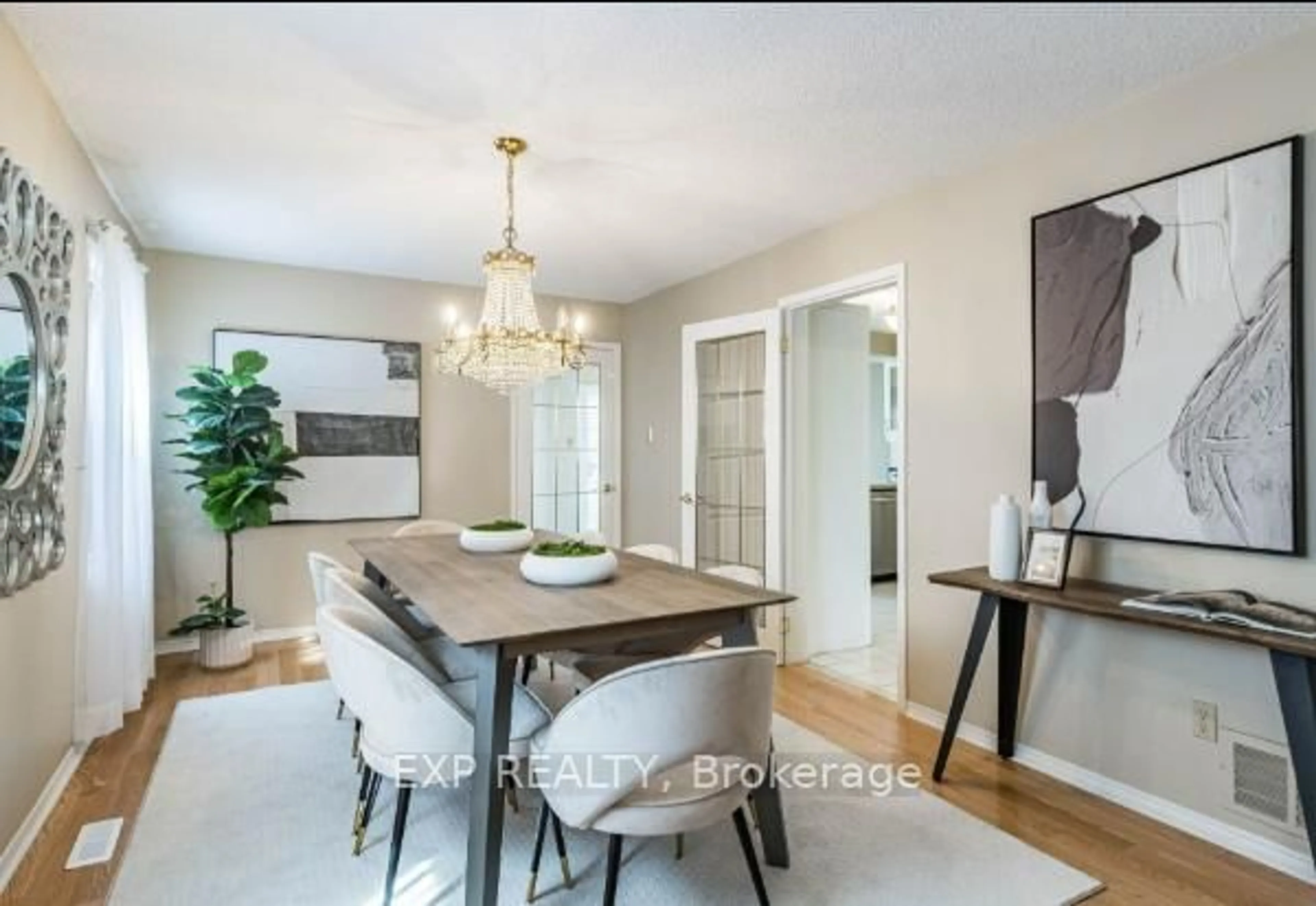 Dining room, wood/laminate floor for 449 Greenpark Cres, Mississauga Ontario L5B 3P4