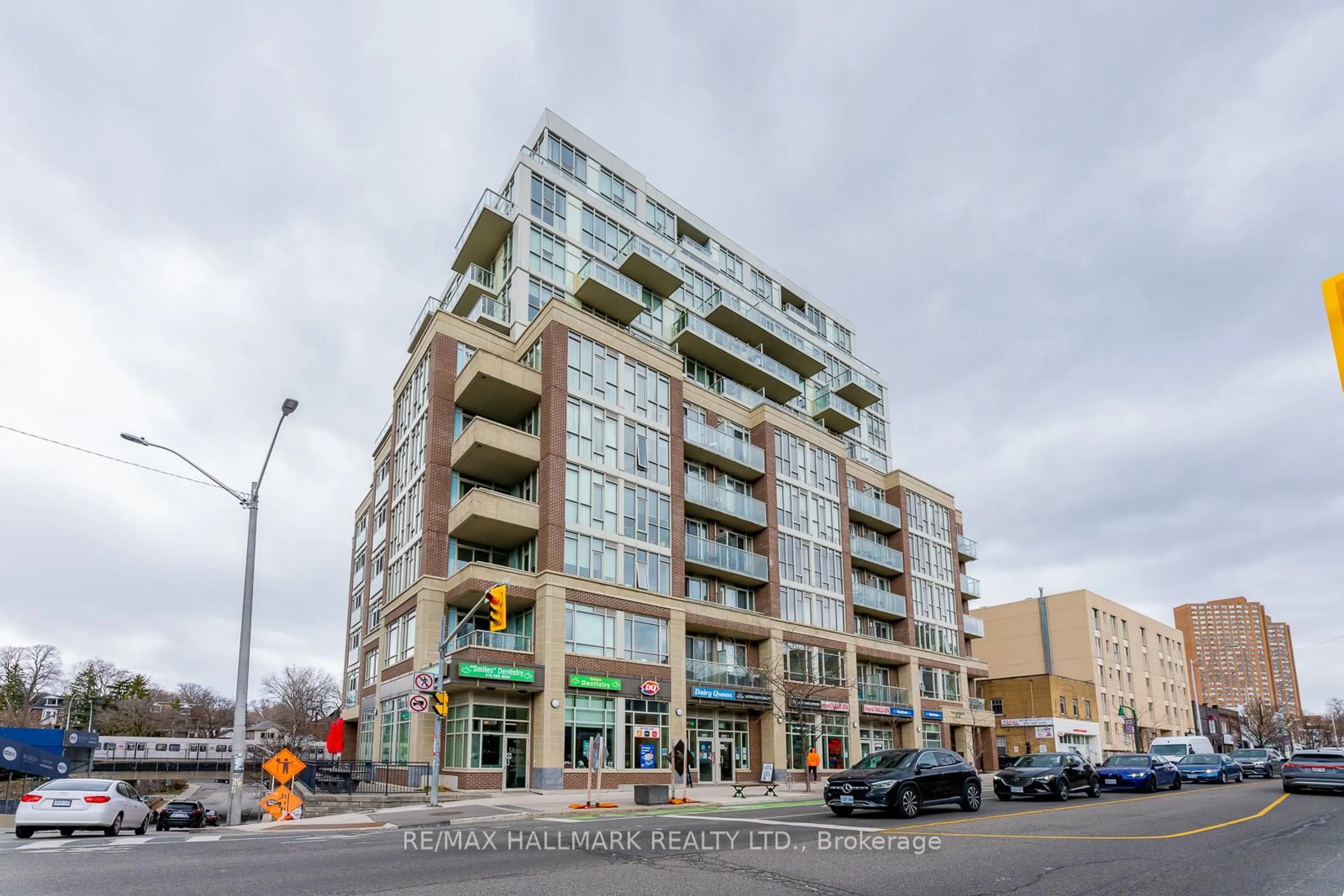 Unknown for 1638 Bloor St #611, Toronto Ontario M6P 1A7