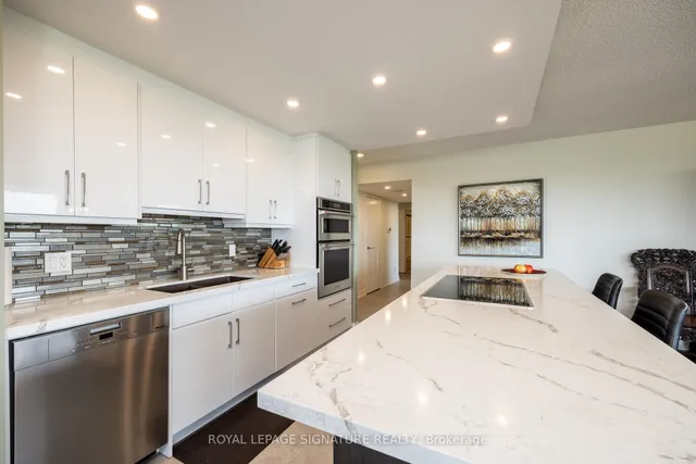 Additional property image - 1300 Bloor St Unit 711