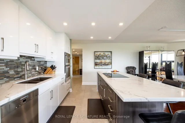 Additional property image - 1300 Bloor St Unit 711