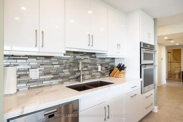 Additional property image - 1300 Bloor St Unit 711