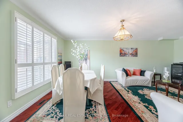 Additional image 39 of 5246 Palomar Cres