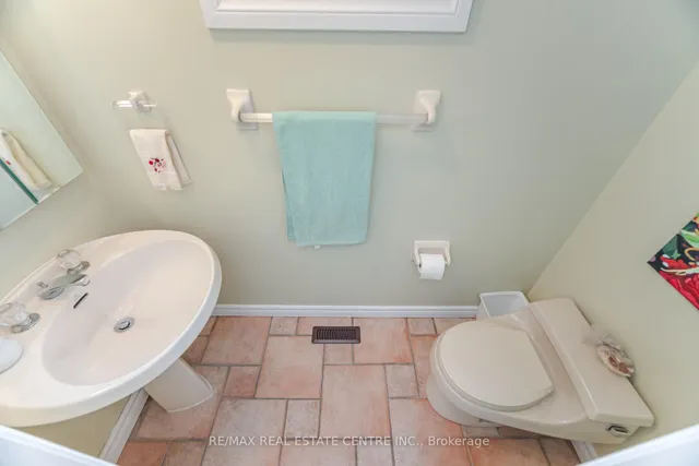 Additional image 29 of 5246 Palomar Cres