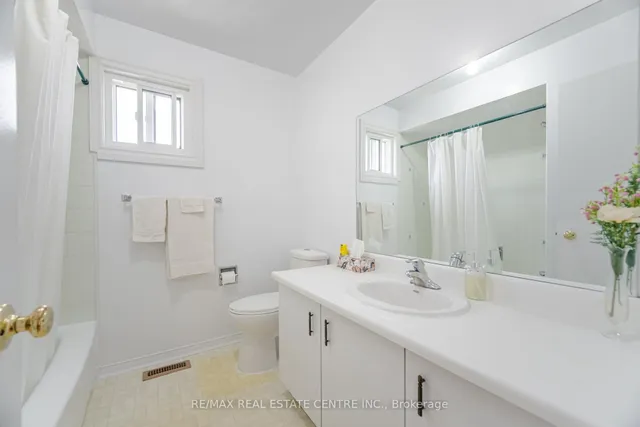 Additional image 12 of 5246 Palomar Cres