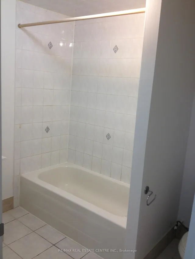 Additional image 5 of 5246 Palomar Cres
