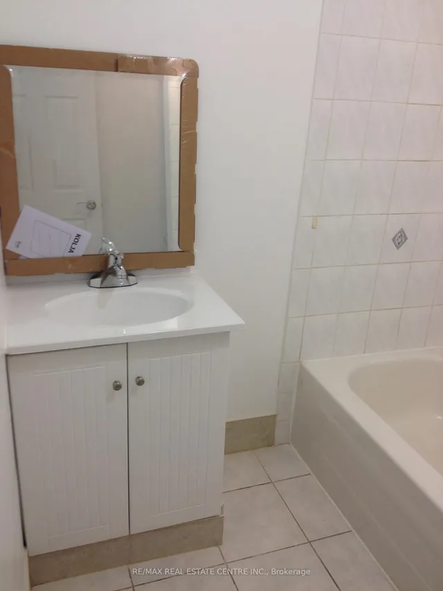 Additional image 4 of 5246 Palomar Cres