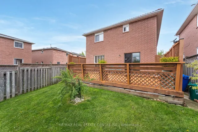 Primary image of 5246 Palomar Cres