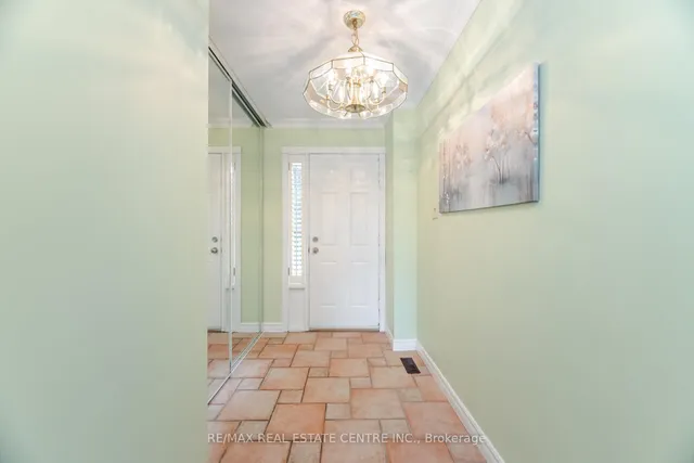 Additional image 45 of 5246 Palomar Cres