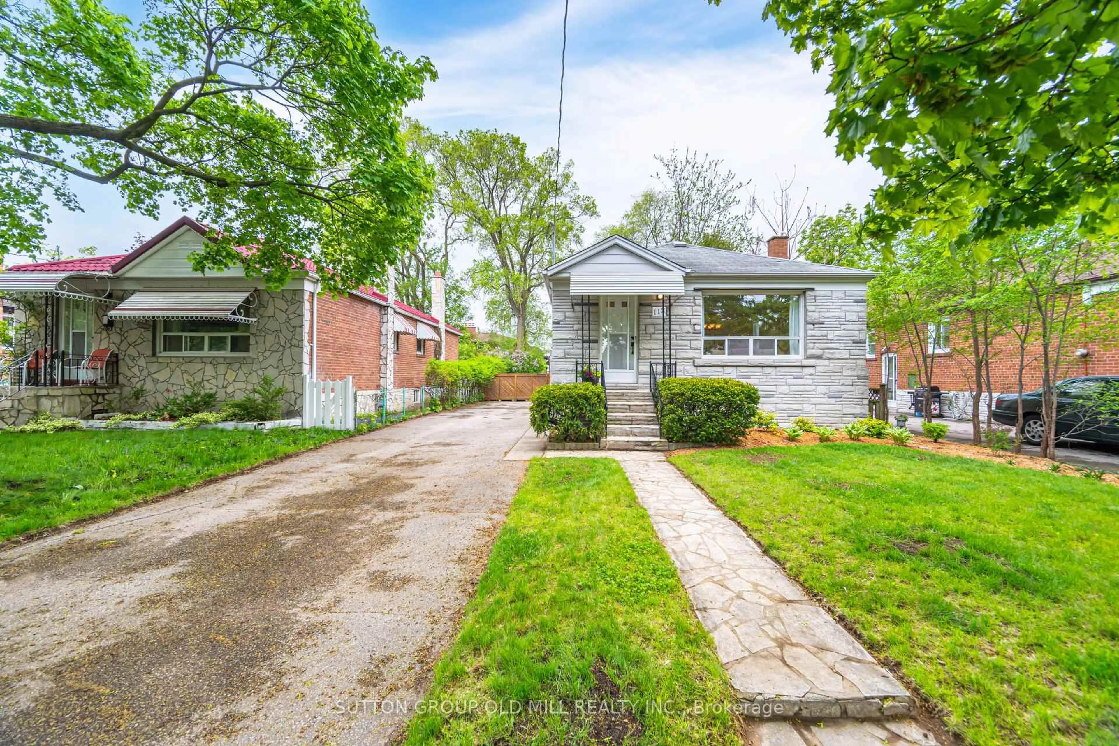 Home with brick exterior material, street for 112 North Carson St, Toronto Ontario M8W 4C8