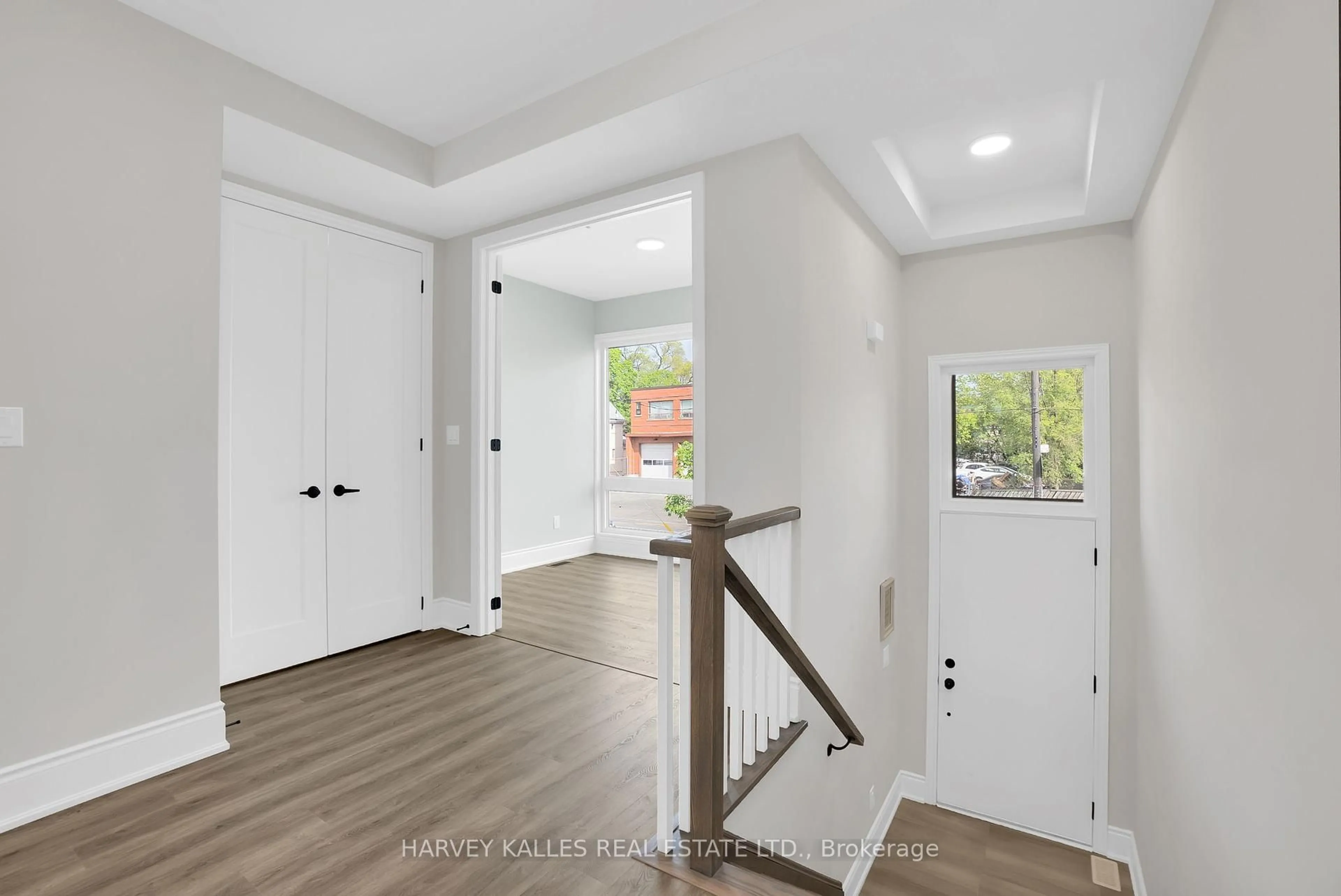 Indoor entryway for 19 Lambton Ave, Toronto Ontario M6N 2S2