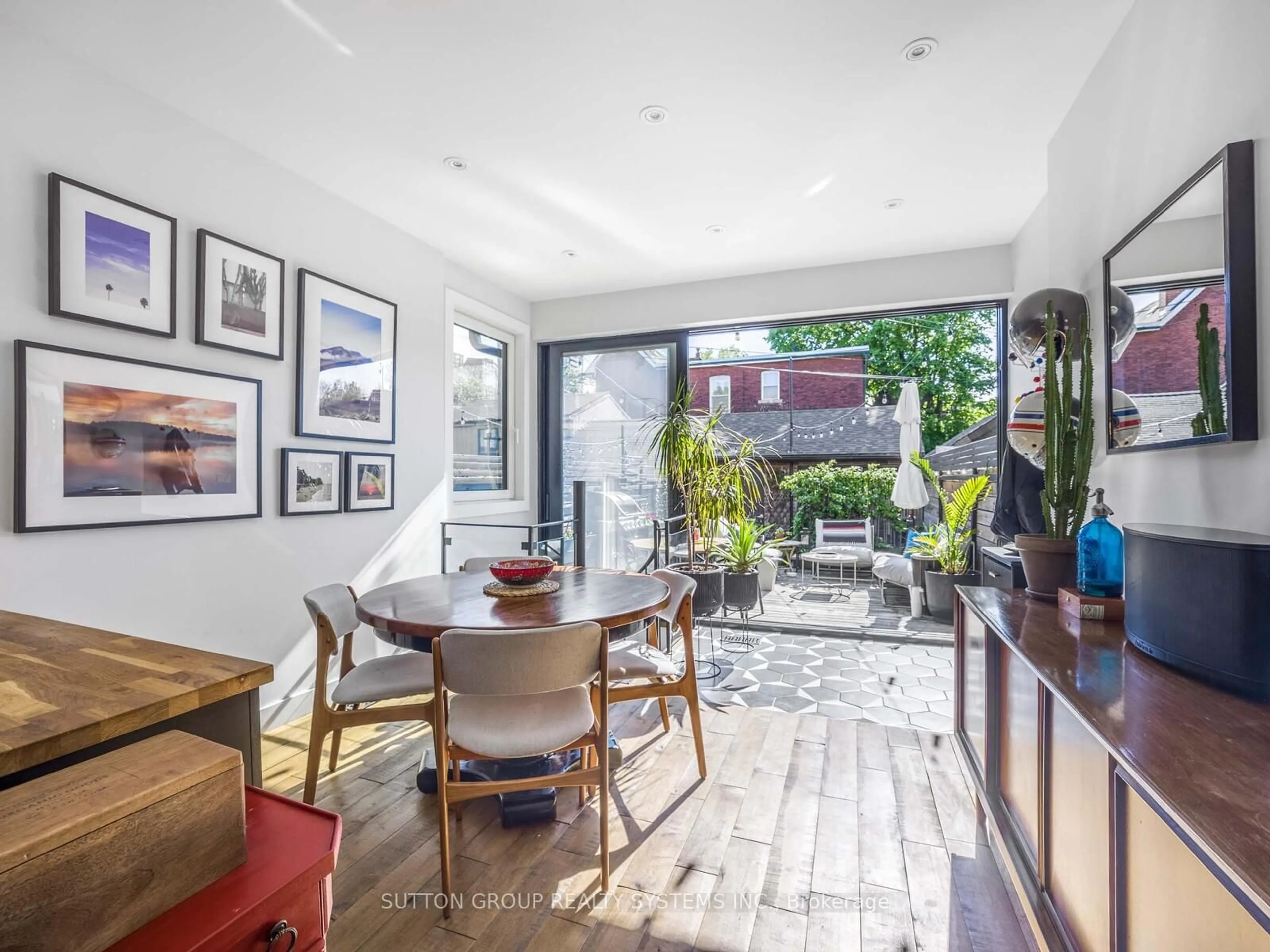 Dining room, unknown for 102 Symington Ave, Toronto Ontario M6P 3W4