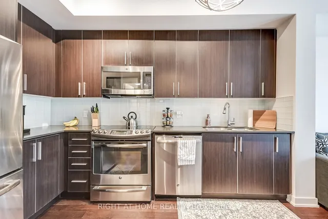 Additional image 30 of 2212 Lake Shore Blvd Unit 2710