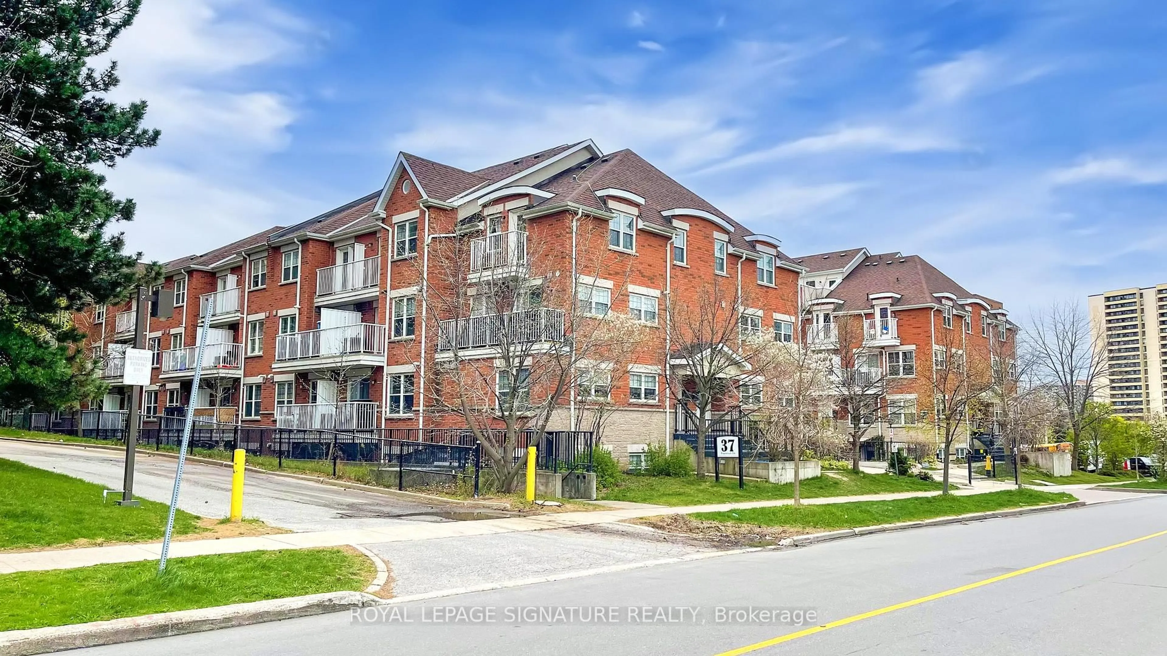 Unknown for 37 Four Winds Dr #63, Toronto Ontario M3J 1K7