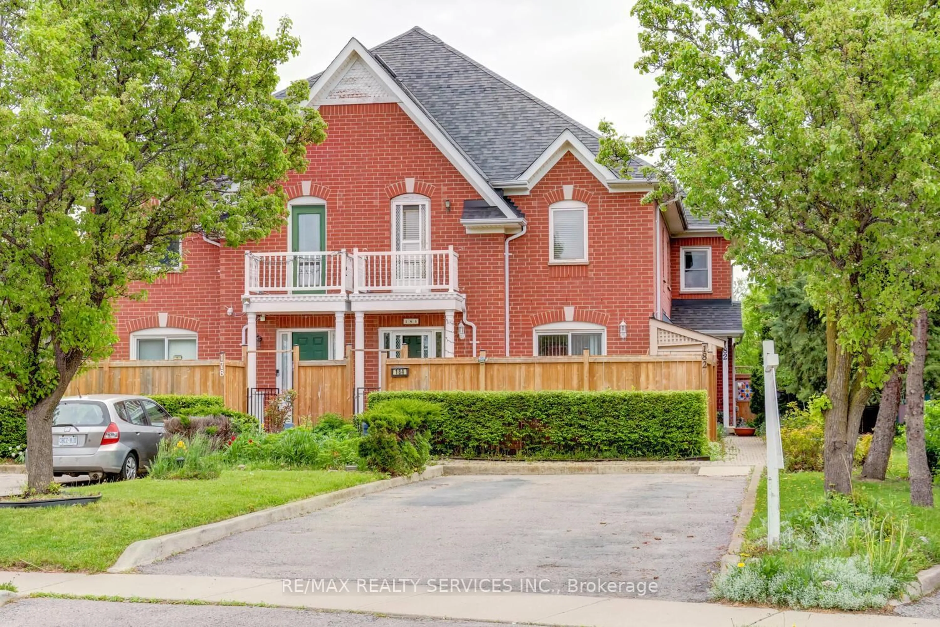 Home with brick exterior material, street for 182 Pressed Brick Dr, Brampton Ontario L6V 4K6