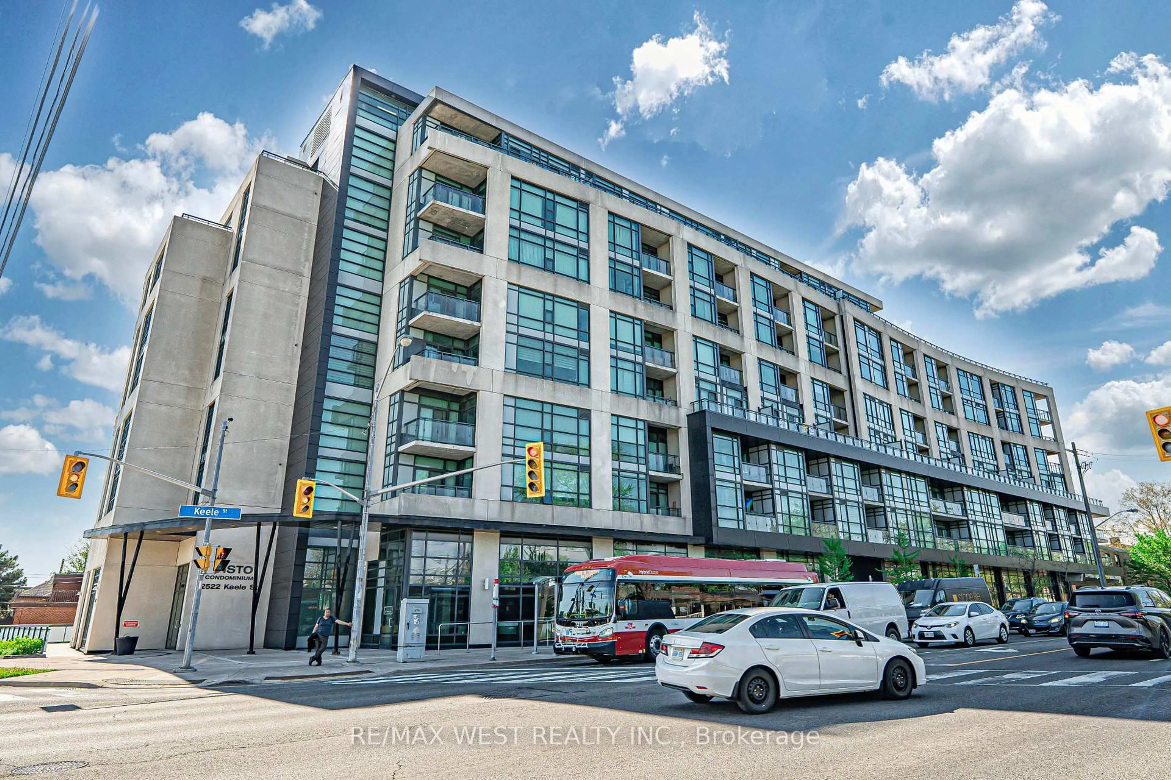 Unknown for 2522 Keele St #223, Toronto Ontario M6L 2N8