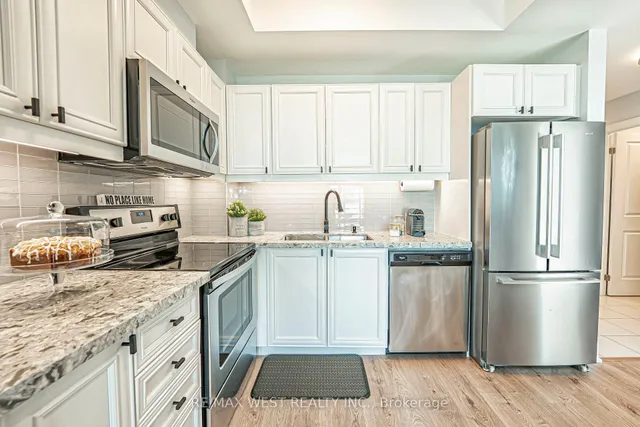 Additional property image - 2522 Keele St Unit 223
