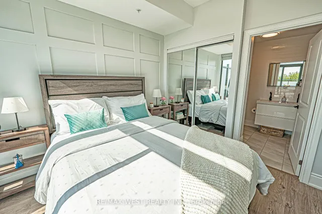 Additional property image - 2522 Keele St Unit 223