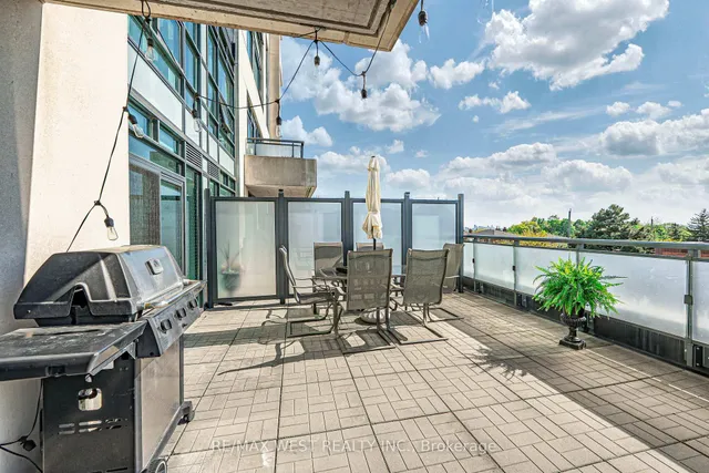 Additional property image - 2522 Keele St Unit 223