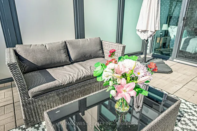 Additional property image - 2522 Keele St Unit 223