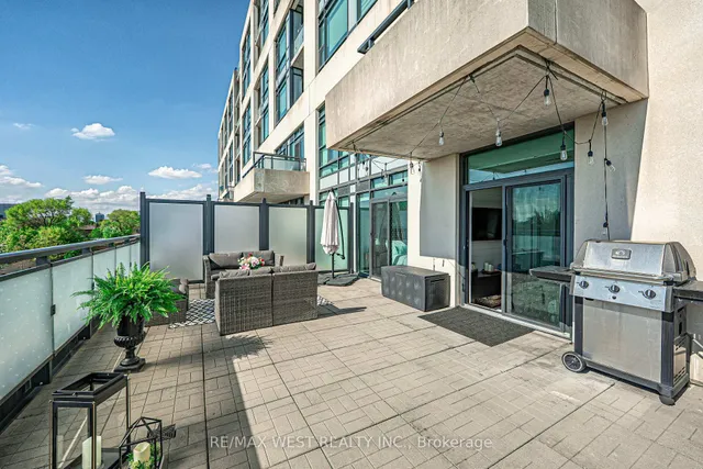 Additional property image - 2522 Keele St Unit 223