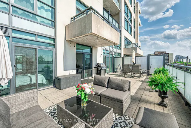 Additional property image - 2522 Keele St Unit 223