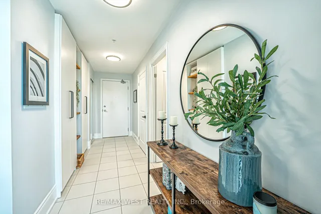 Additional property image - 2522 Keele St Unit 223