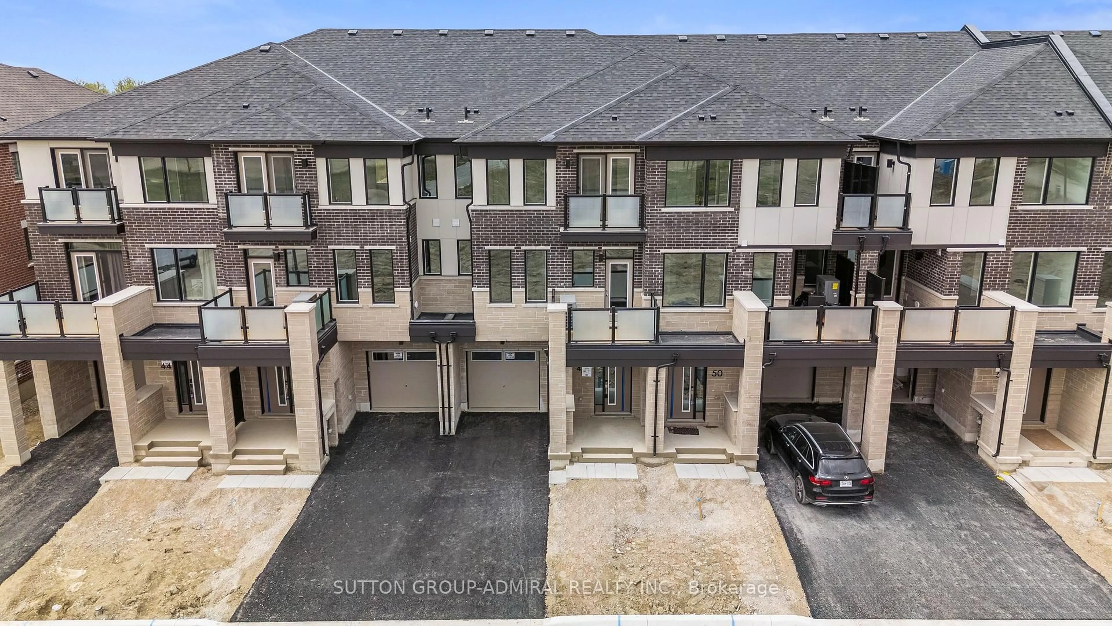 A pic from outside/outdoor area/front of a property/back of a property/a pic from drone, street for 48 Elmer Moss Ave, Caledon Ontario L7C 3H1
