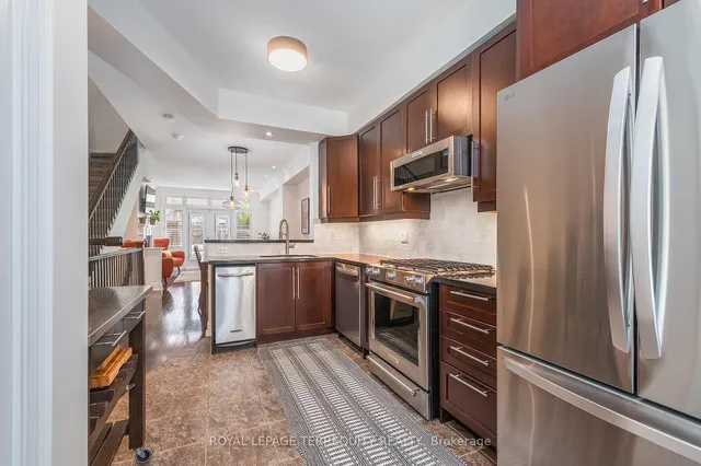 Additional property image - 245 Van Dusen Blvd Unit 8