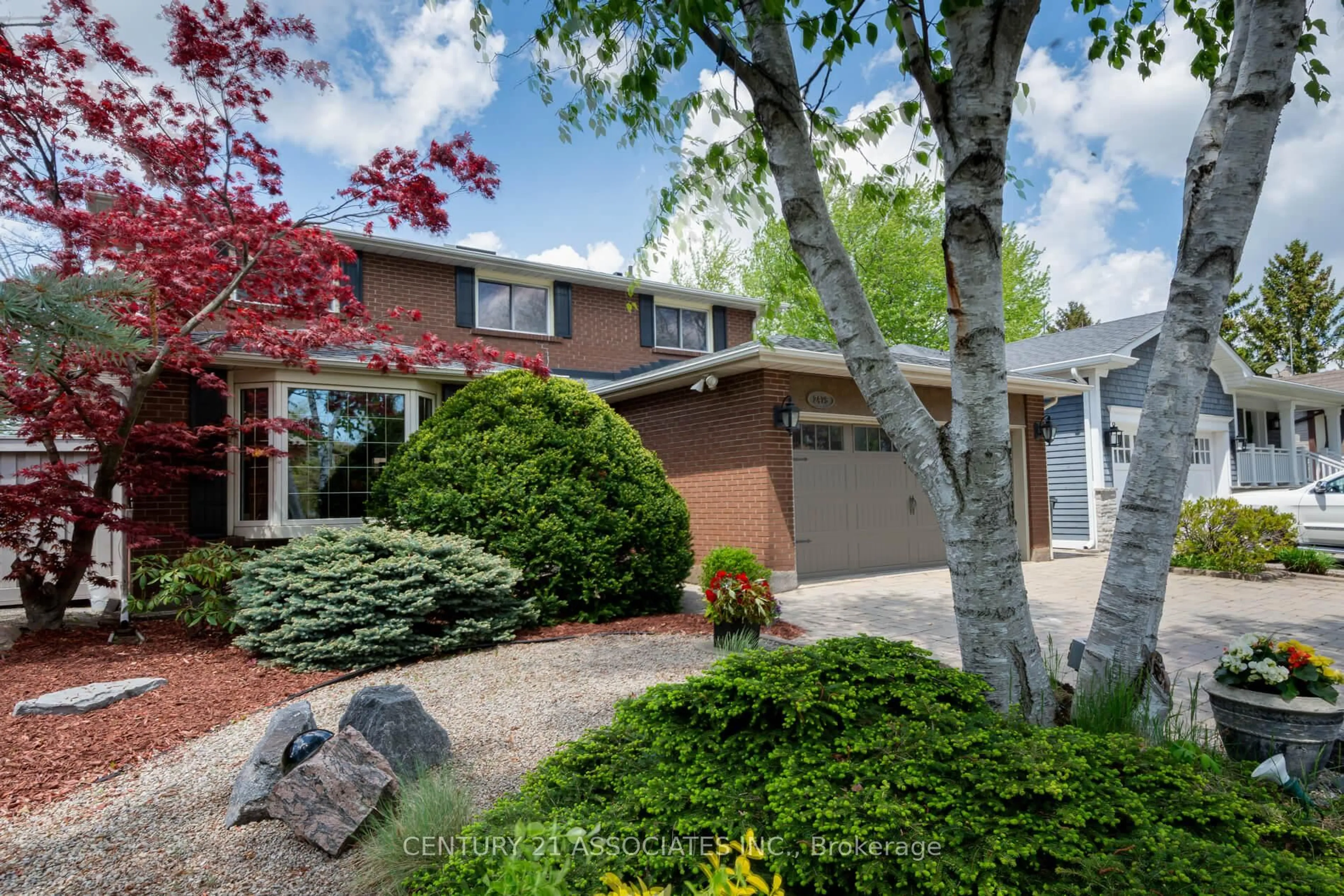 Home with brick exterior material, street for 2475 Poplar Cres, Mississauga Ontario L5J 4H2