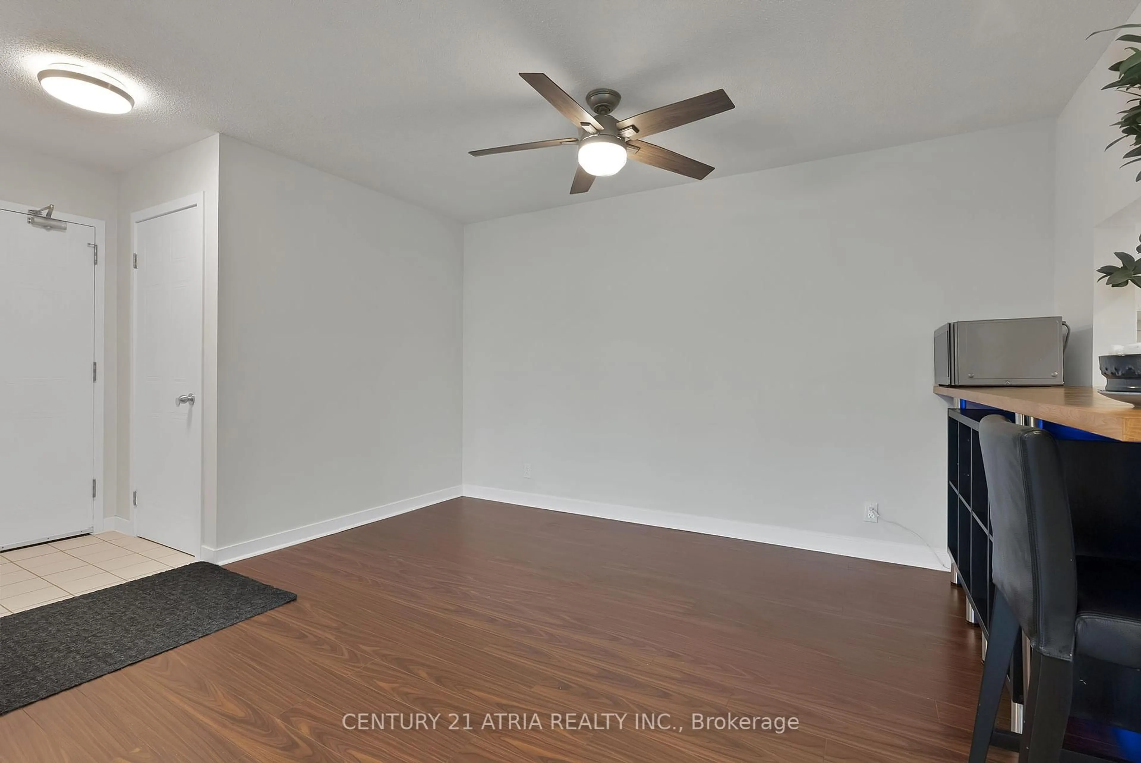 A pic of a room for 65 Trailwood Dr #523, Mississauga Ontario L4Z 3L1