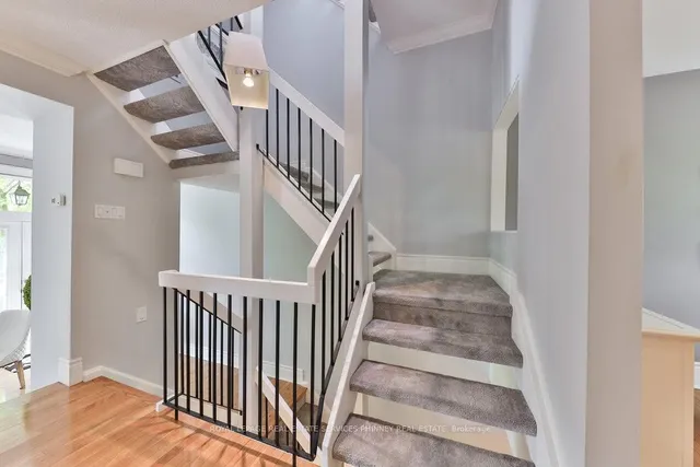 Additional property image - 1250 Marlborough Crt Unit 27