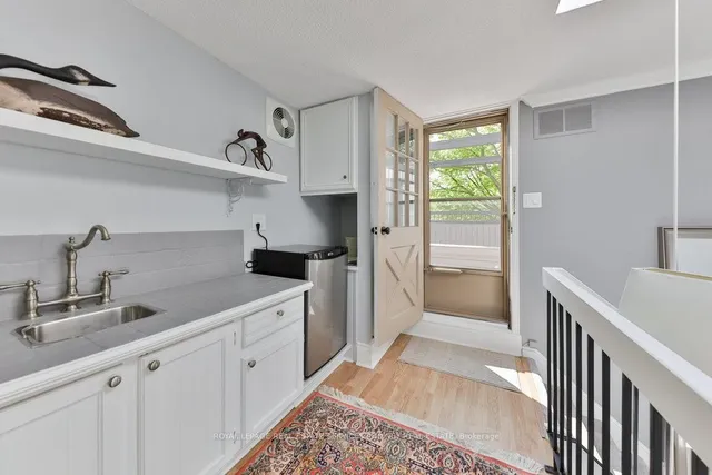 Additional property image - 1250 Marlborough Crt Unit 27