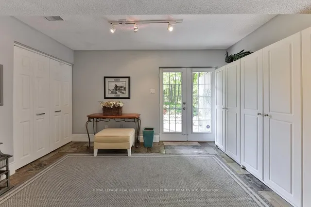 Additional property image - 1250 Marlborough Crt Unit 27
