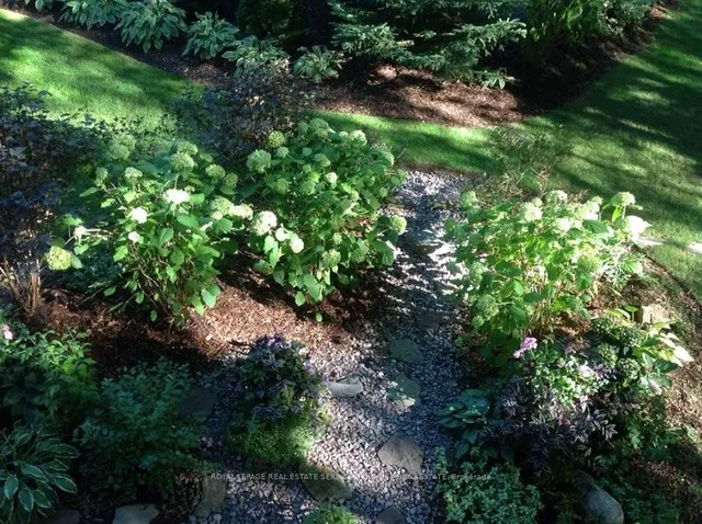 Additional property image - 1250 Marlborough Crt Unit 27