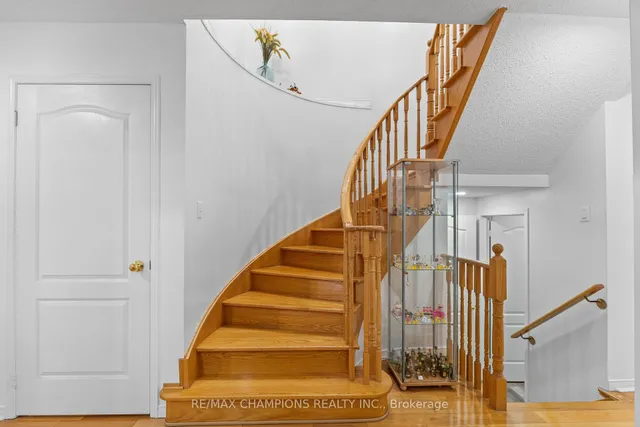 Additional property image - 30 Larkspur Rd