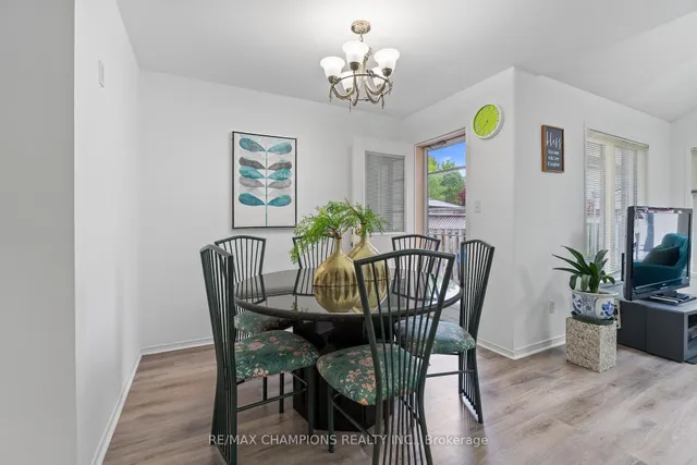 Additional property image - 30 Larkspur Rd