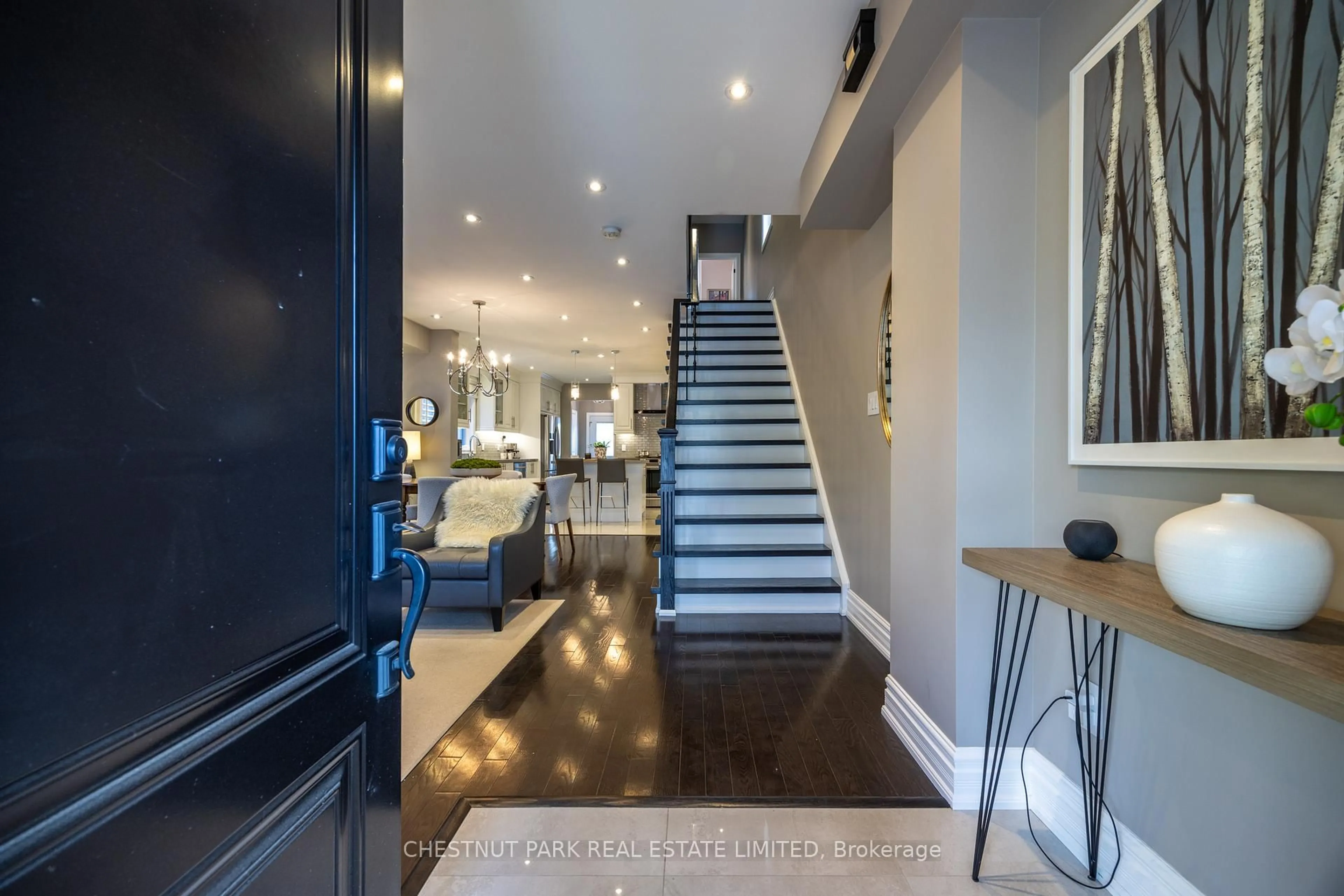 Unknown for 95 Sellers Ave, Toronto Ontario M6E 3T7