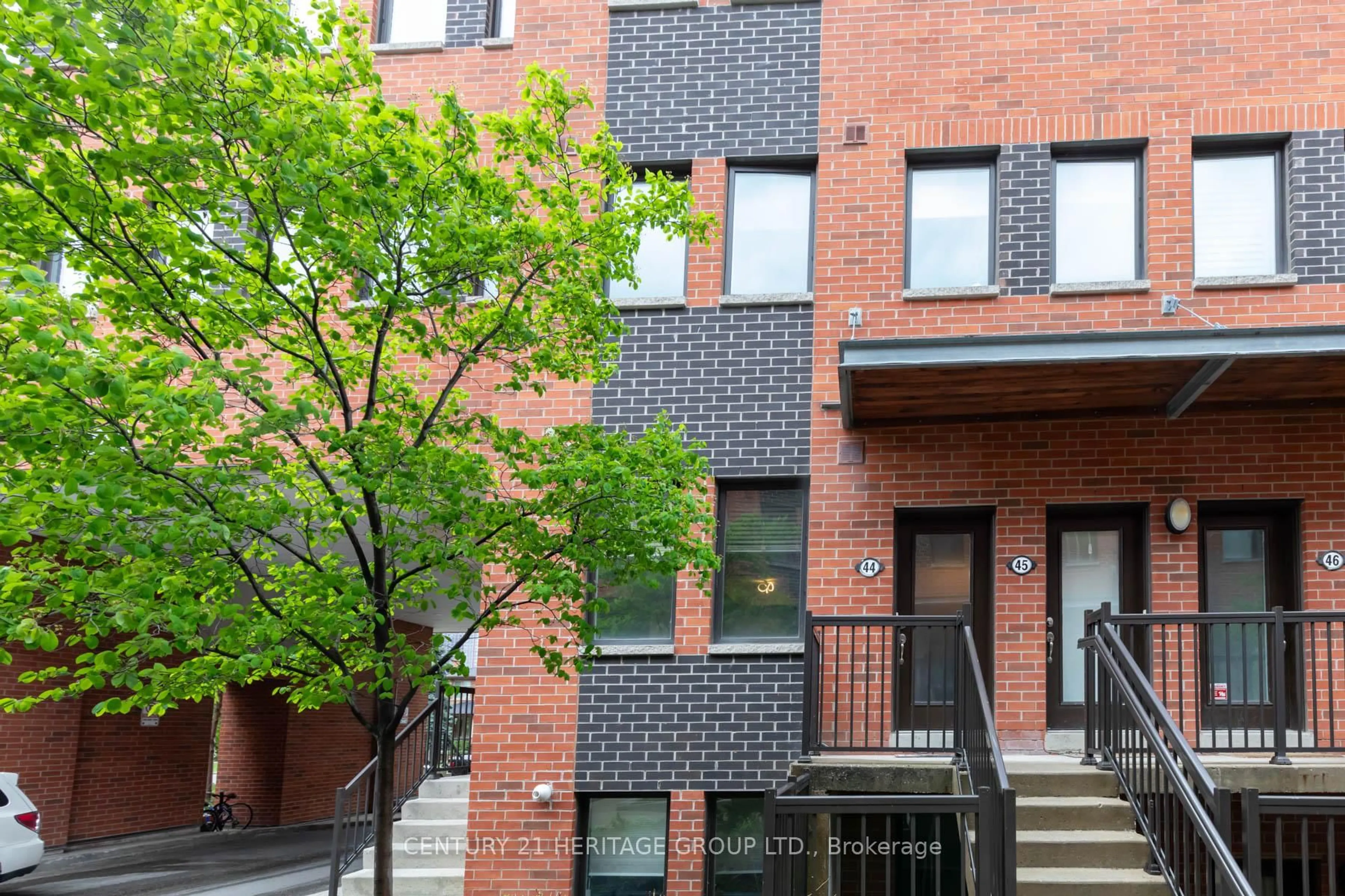 Home with brick exterior material, street for 68 Winston Park Blvd #44, Toronto Ontario M3K 1C2