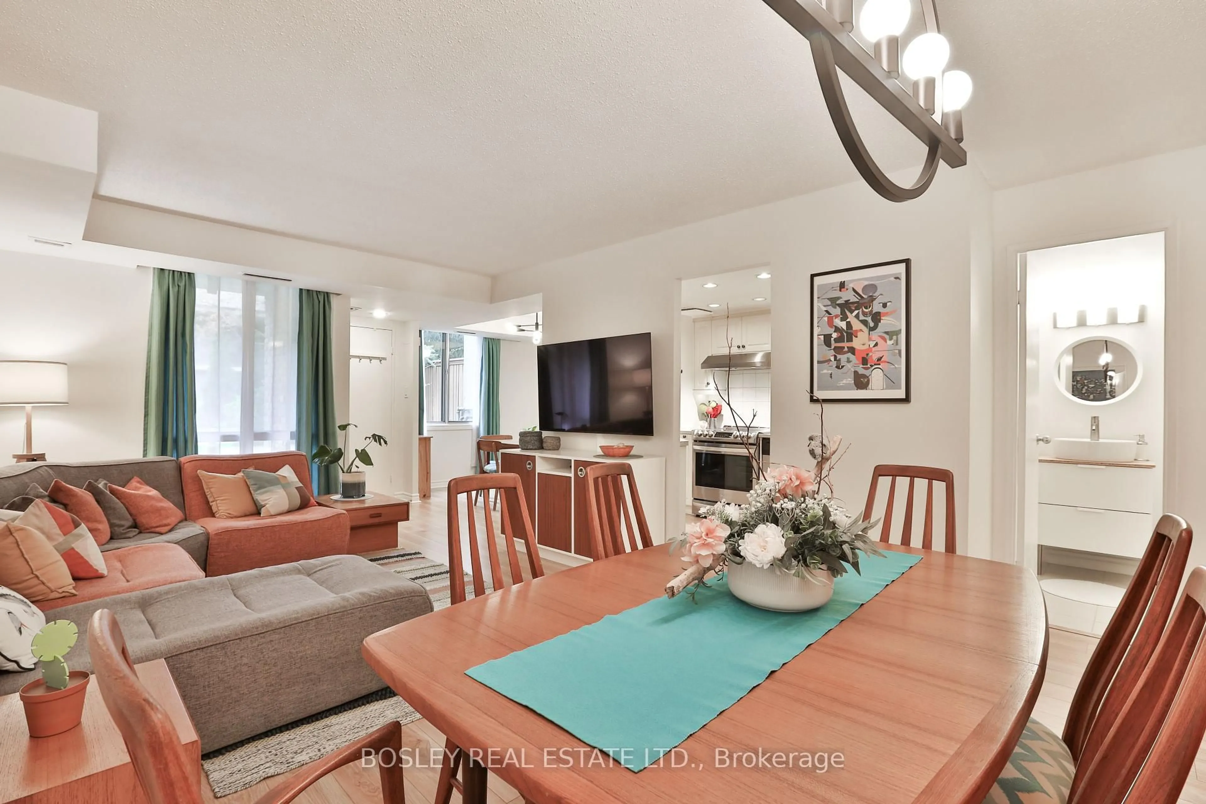 Dining room, unknown for 1250 Mississauga Valley Blvd #4, Mississauga Ontario L5A 3R6