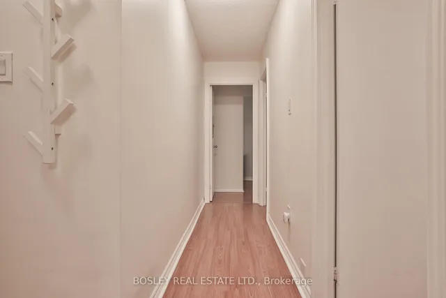 Additional property image - 1250 Mississauga Valley Blvd Unit 4