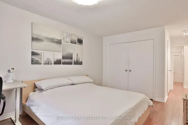 Additional property image - 1250 Mississauga Valley Blvd Unit 4