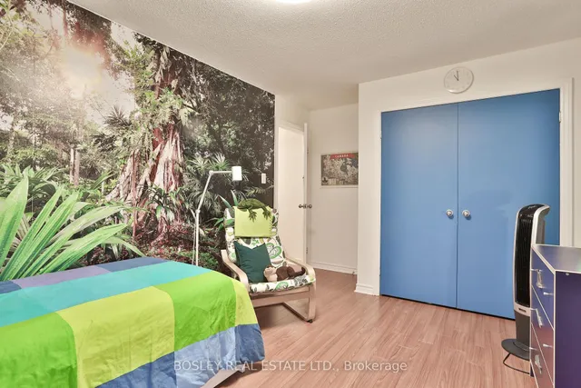 Additional property image - 1250 Mississauga Valley Blvd Unit 4